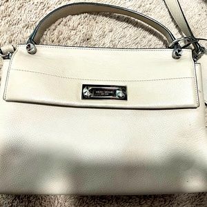 Henri Bendel purse